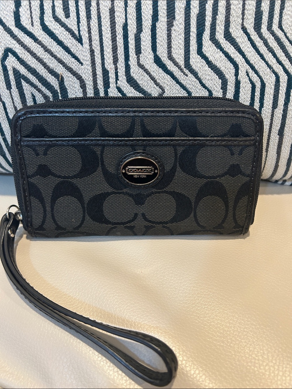 Coach Black Signature Canvas  Card Wristlet